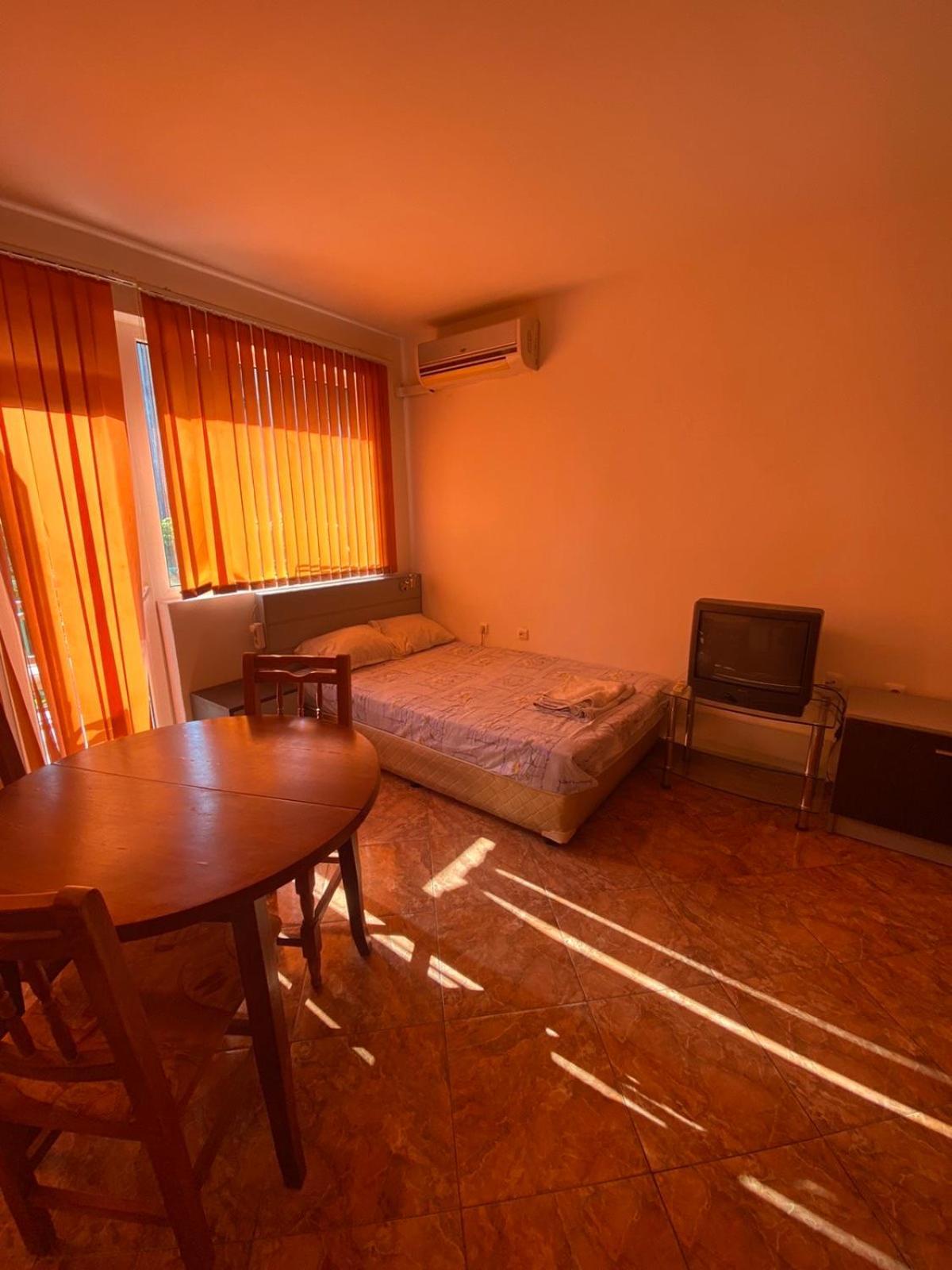 Studios & Apartments Perla Pantai Sunny Bagian luar foto